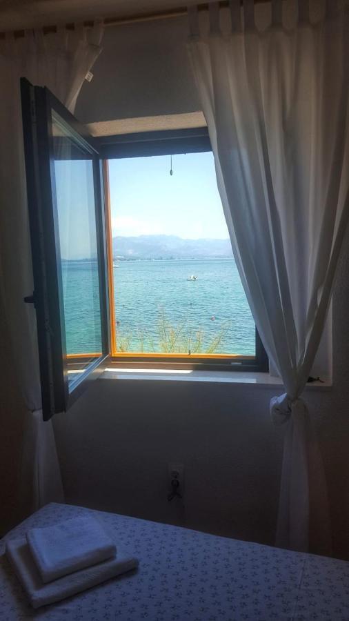 Beachfront House Sea La Vie Kastela Bagian luar foto